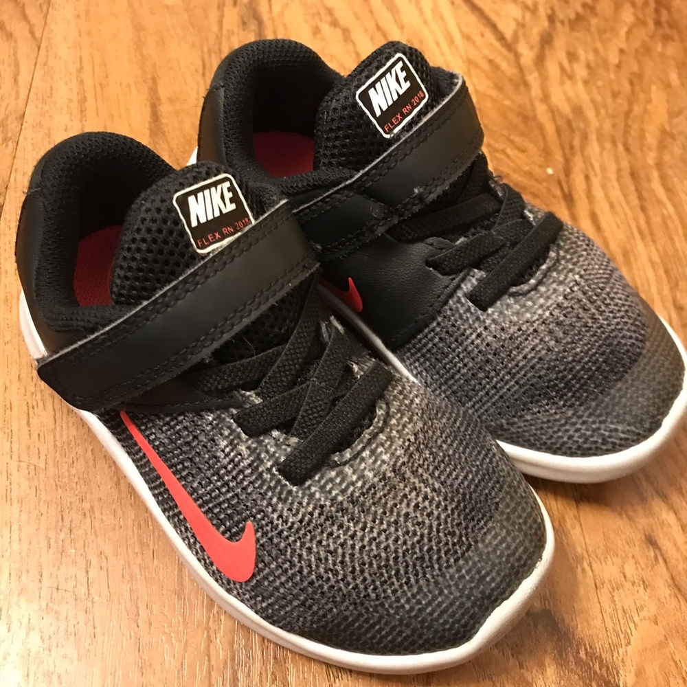 GUC Nike kids tennis shoes